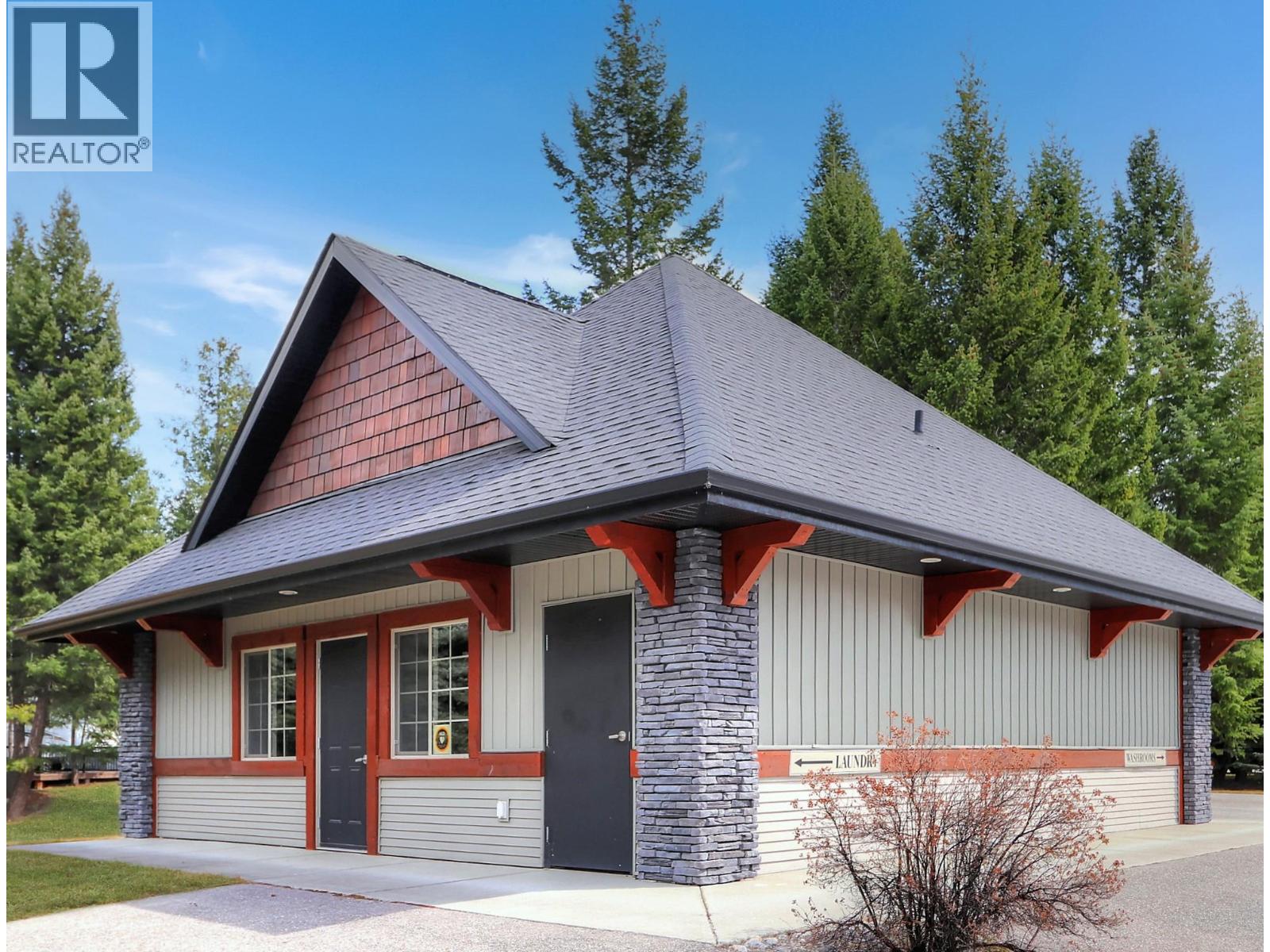 4862 Lynx Drive, Radium Hot Springs, British Columbia  V0A 1M0 - Photo 43 - 10346754