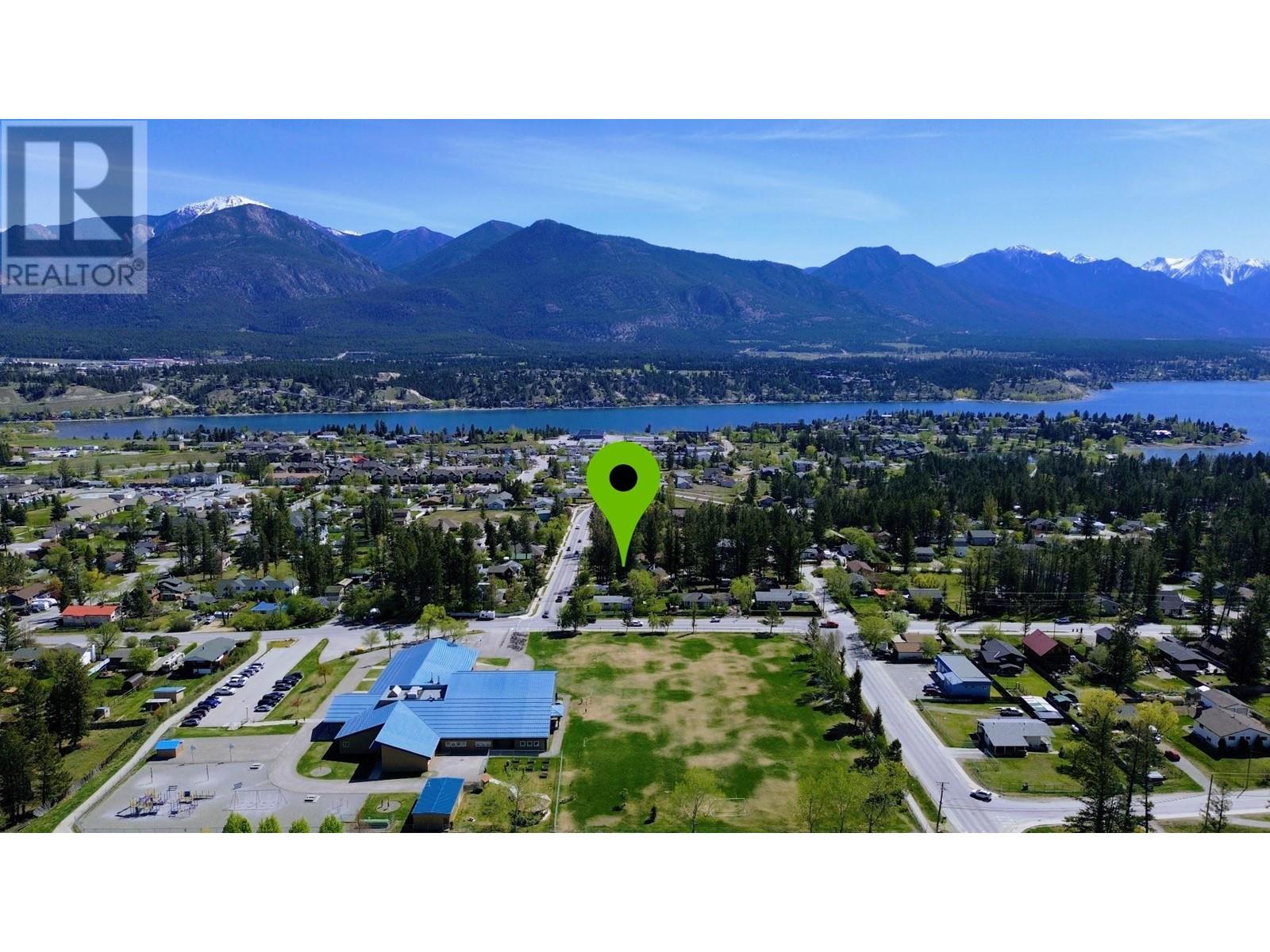 1229 13th Street, Invermere, British Columbia  V0A 1K0 - Photo 1 - 10346823