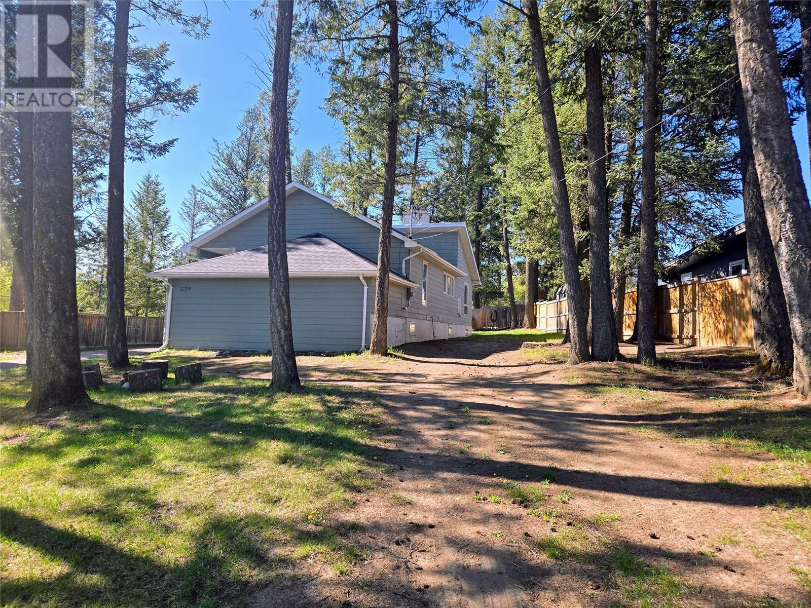 1229 13th Street, Invermere, British Columbia  V0A 1K0 - Photo 27 - 10346823