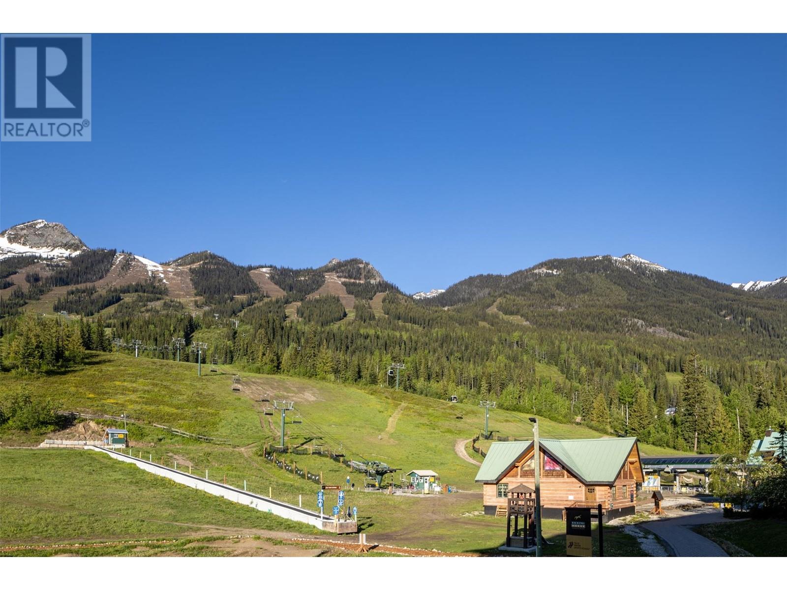 1549 Kicking Horse Trail Unit# 311, Golden, British Columbia  V0A 1H1 - Photo 31 - 10347109