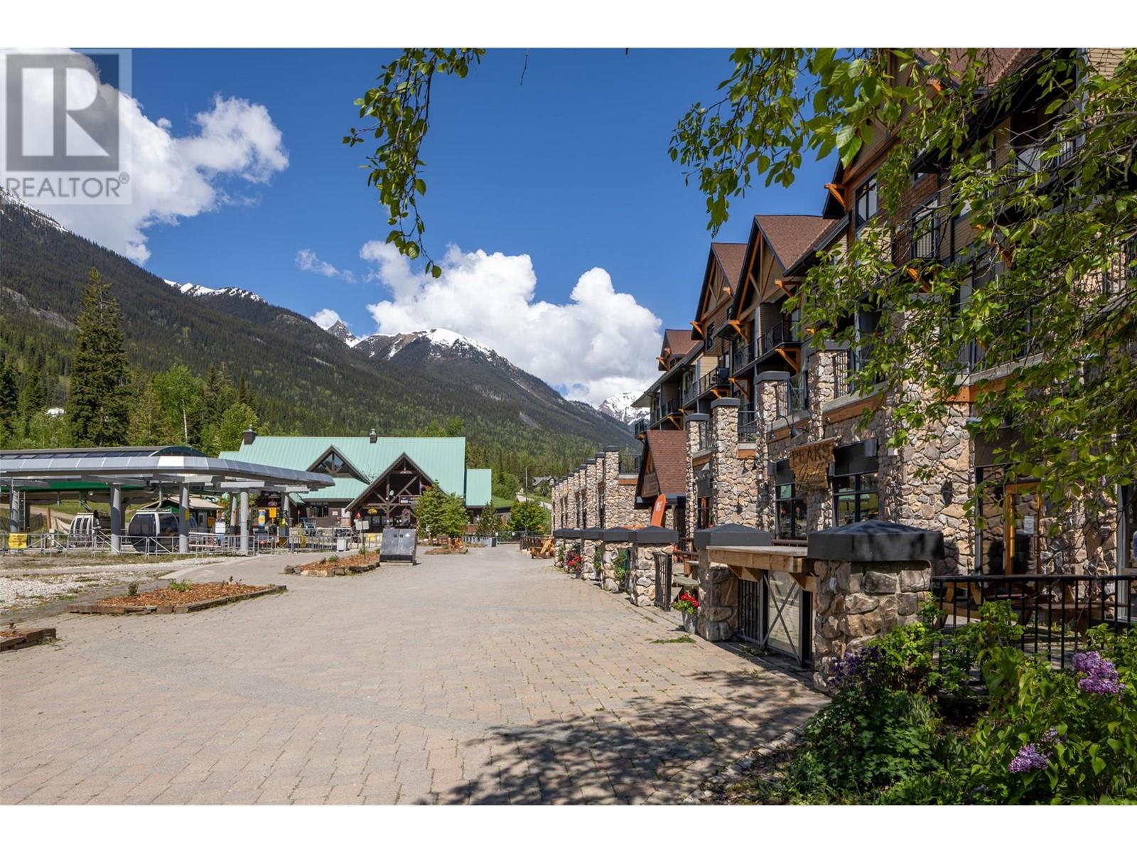 1549 Kicking Horse Trail Unit# 311, Golden, British Columbia  V0A 1H1 - Photo 35 - 10347109