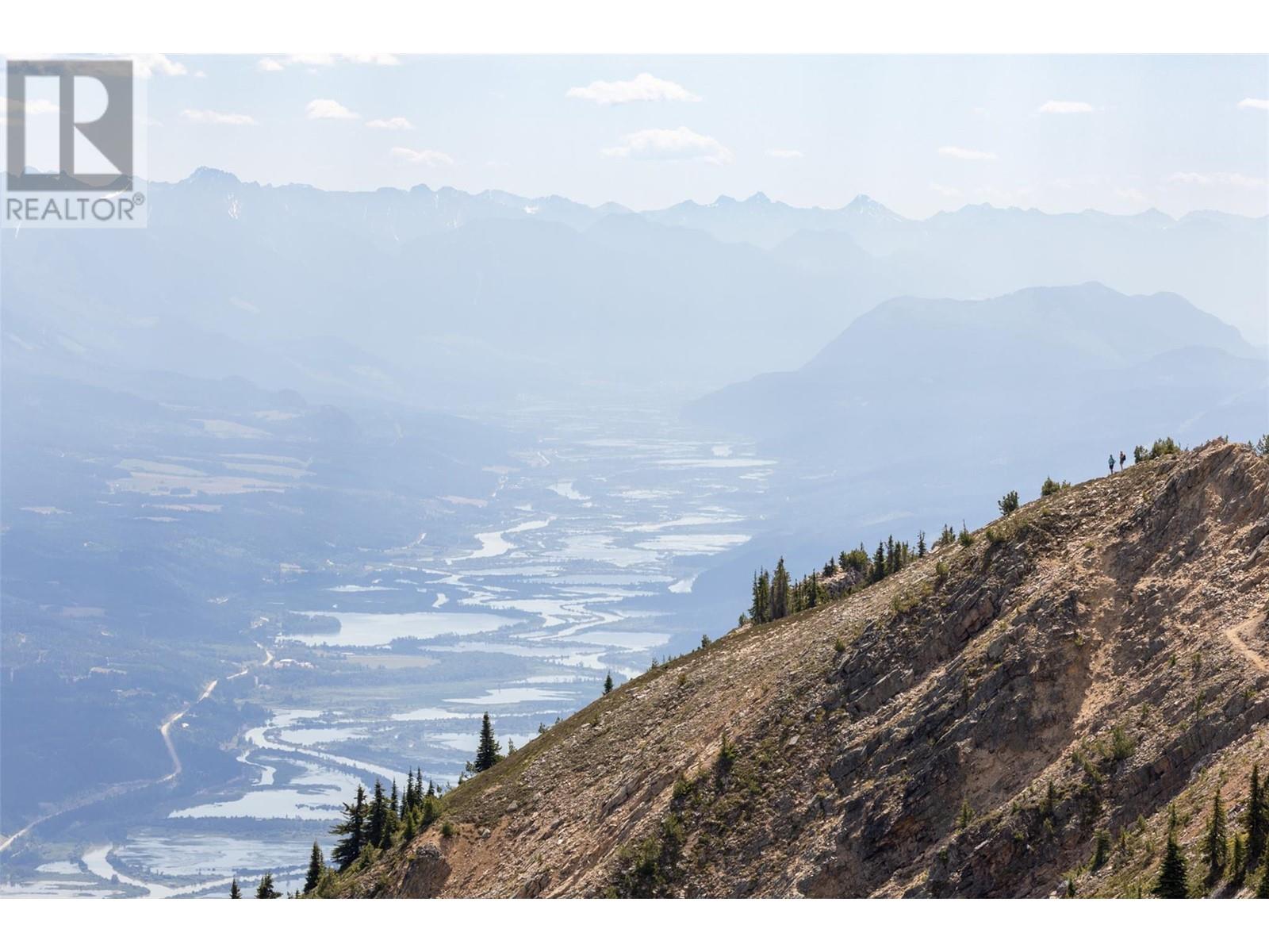 1549 Kicking Horse Trail Unit# 311, Golden, British Columbia  V0A 1H1 - Photo 42 - 10347109