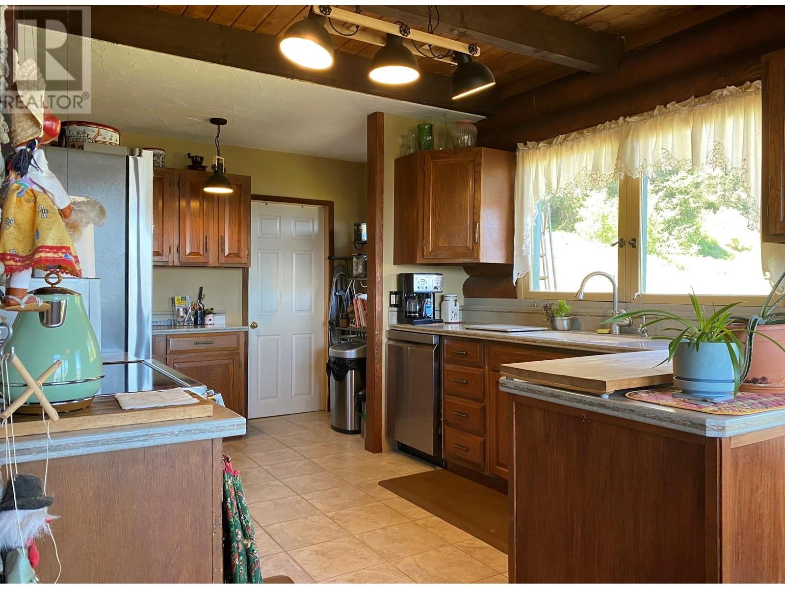 3975 Hardy Mountain Road, Grand Forks, British Columbia  V0A 1H2 - Photo 10 - 10346721