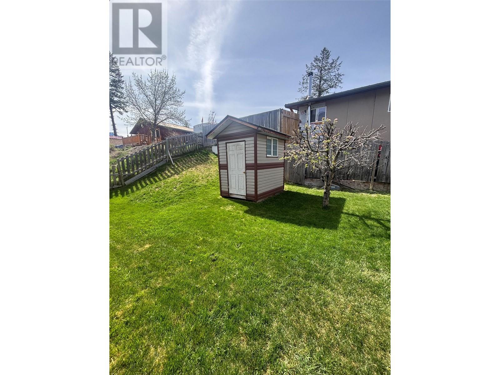 5724 Vermillion Street, Edgewater, British Columbia  V0A 1E0 - Photo 26 - 10347235
