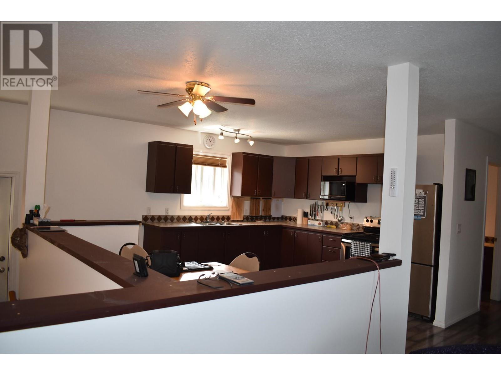 5724 Vermillion Street, Edgewater, British Columbia  V0A 1E0 - Photo 6 - 10347235