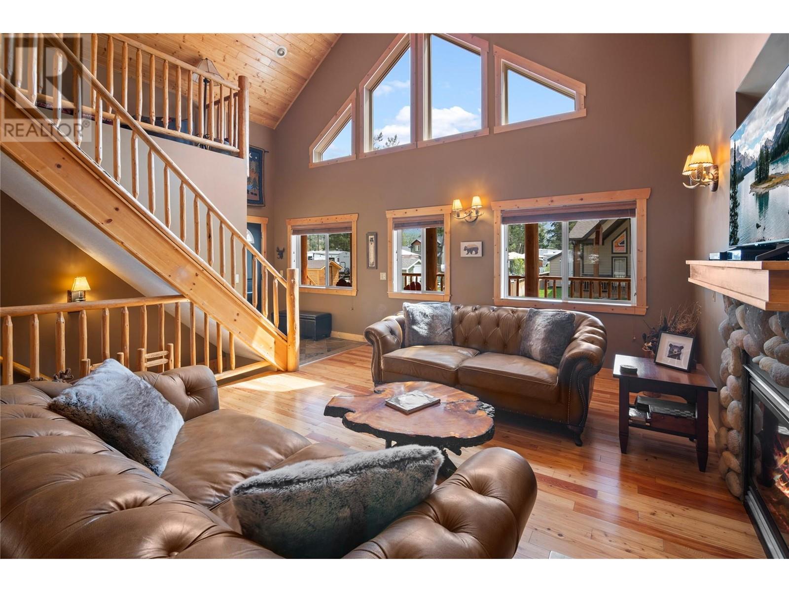 4868 Riverview Drive Unit# 12, Edgewater, British Columbia  V0A 1E0 - Photo 4 - 10347405