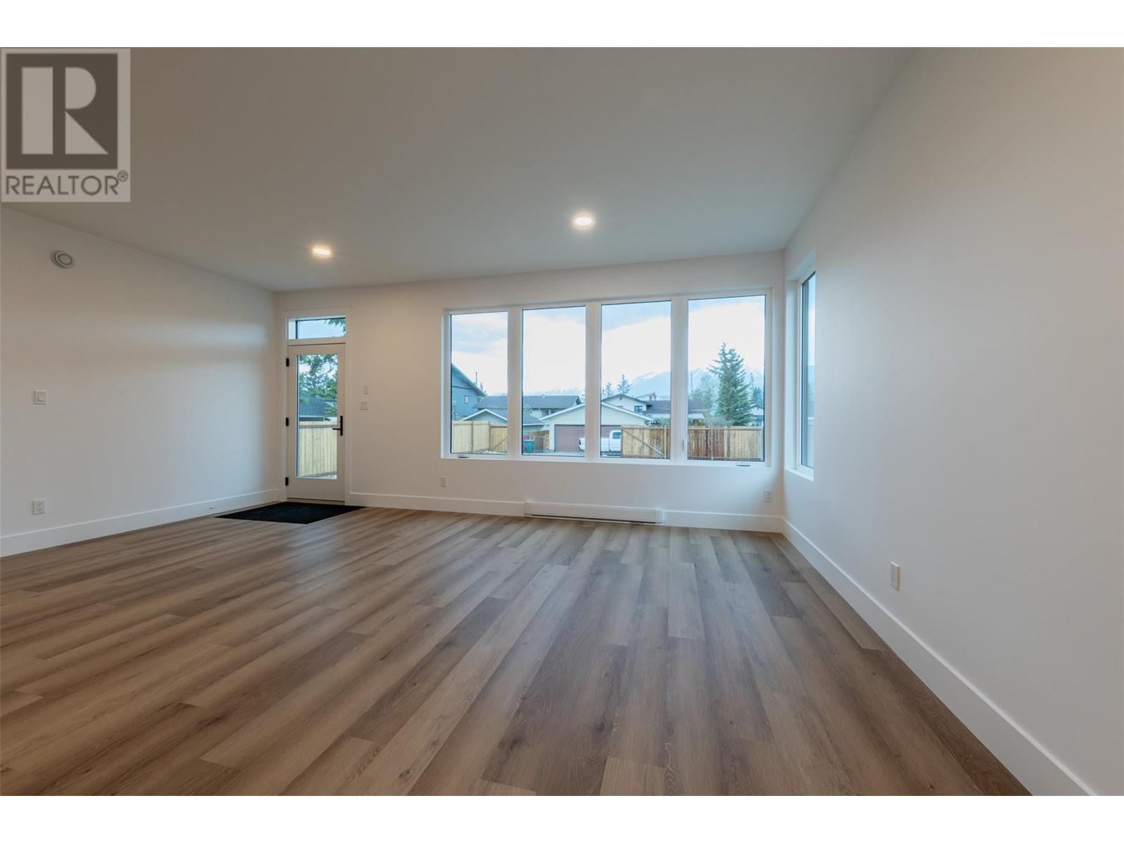 804 9th Street S, Golden, British Columbia  V0A 1H0 - Photo 16 - 10347663