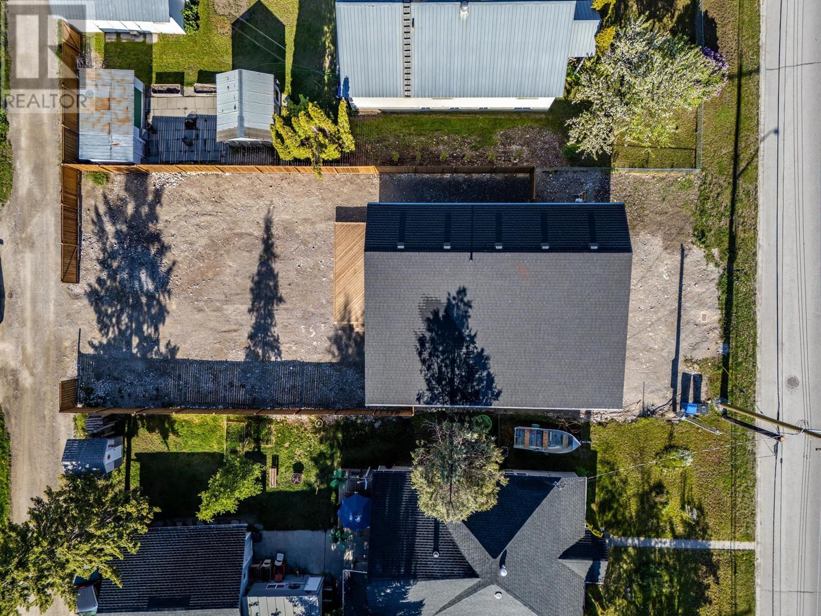 804 9th Street S, Golden, British Columbia  V0A 1H0 - Photo 50 - 10347663
