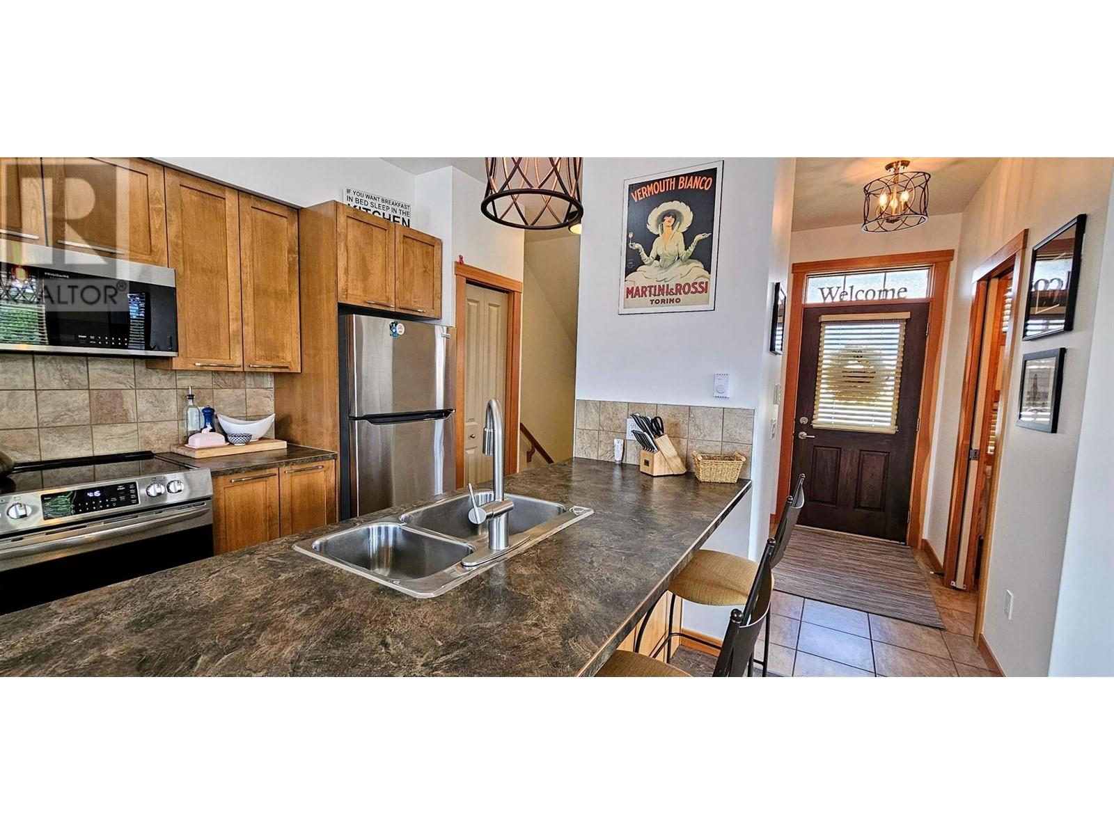 906 6th Avenue Unit# 1, Invermere, British Columbia  V0A 1K0 - Photo 10 - 10347806