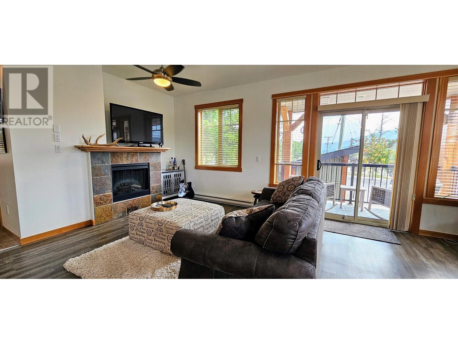 906 6th Avenue Unit# 1, Invermere, British Columbia  V0A 1K0 - Photo 4 - 10347806