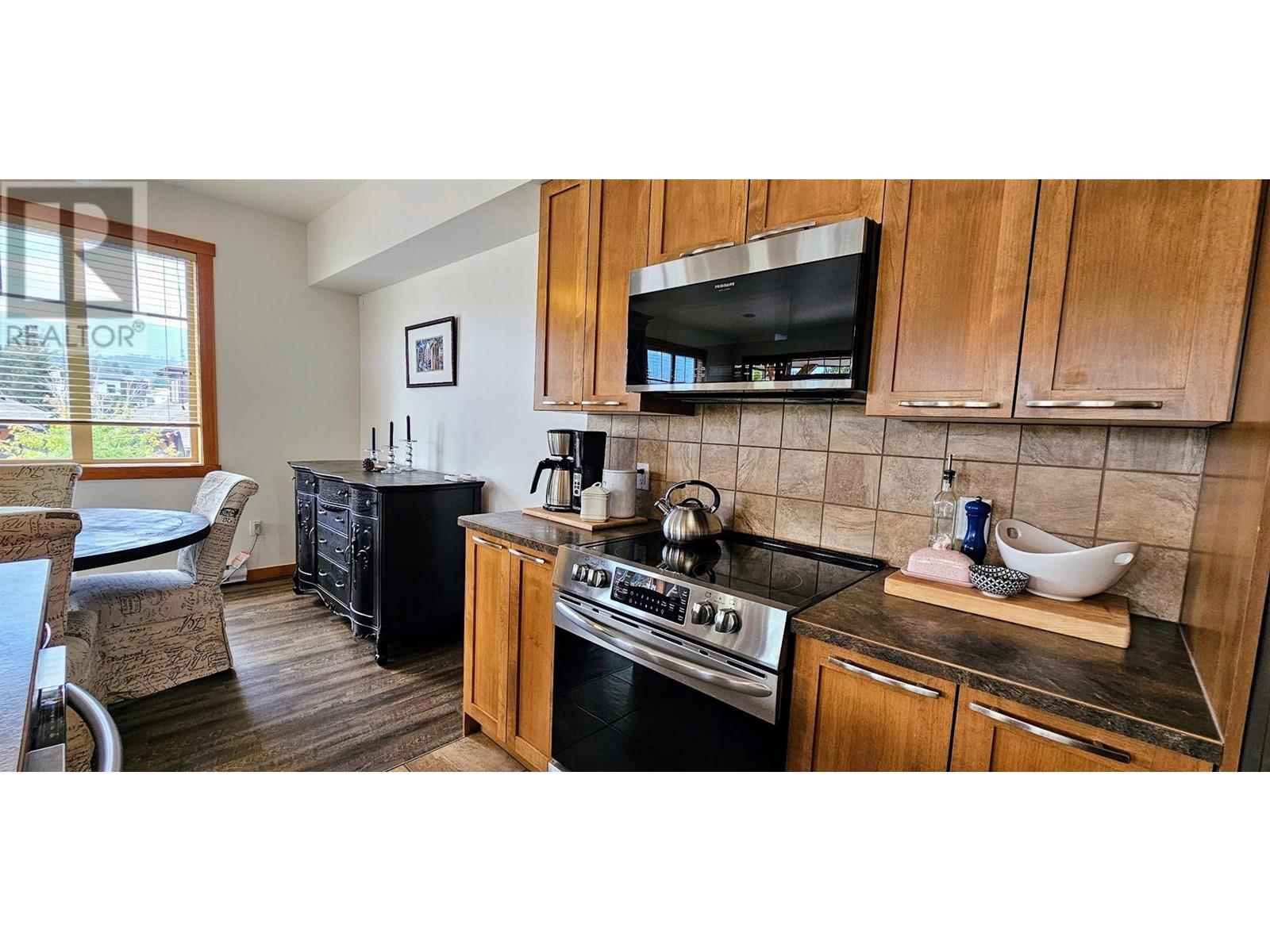 906 6th Avenue Unit# 1, Invermere, British Columbia  V0A 1K0 - Photo 8 - 10347806