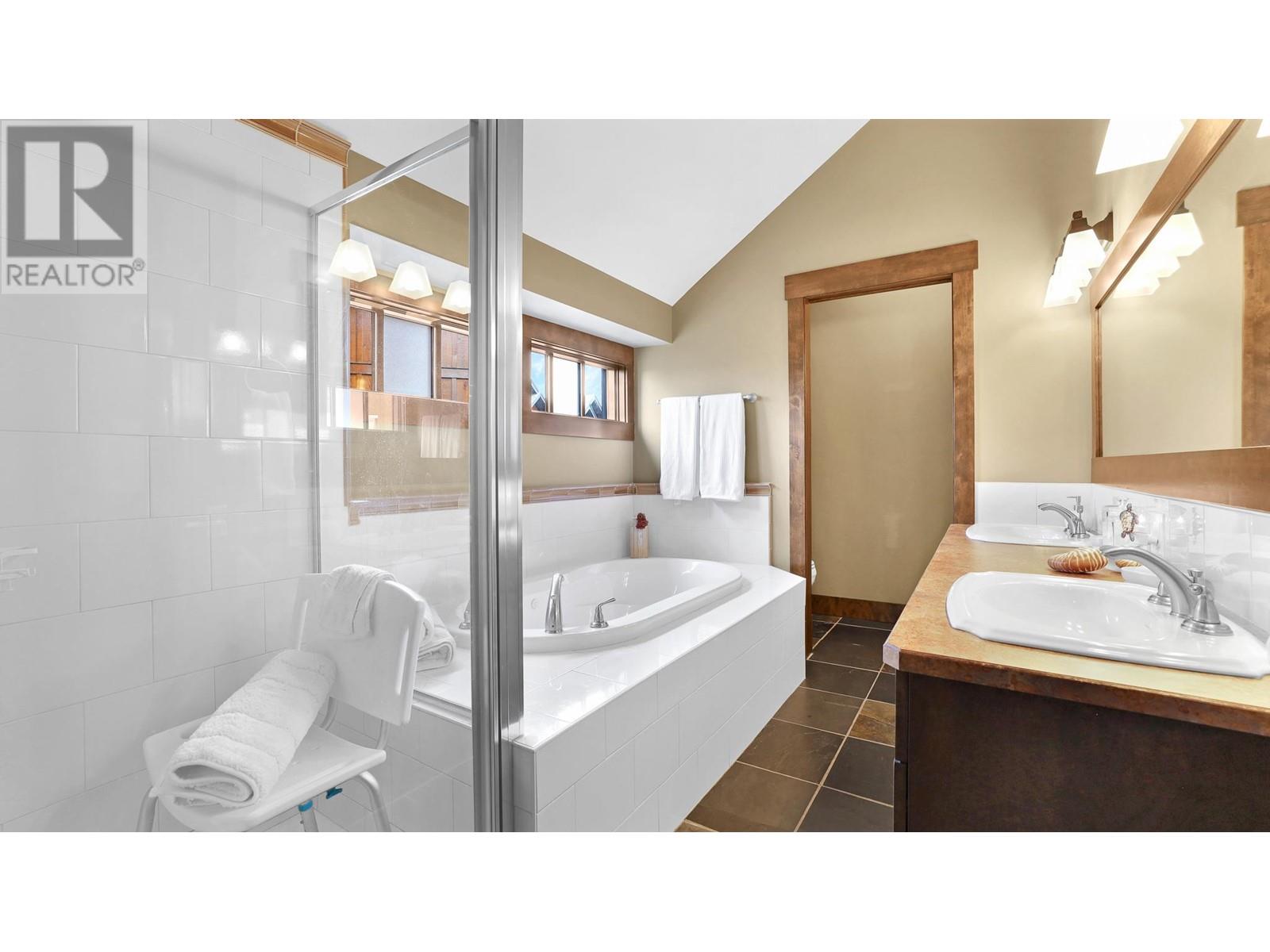 2598 Mountainview Crescent Unit# 12, Invermere, British Columbia  V0A 1K6 - Photo 25 - 10347714