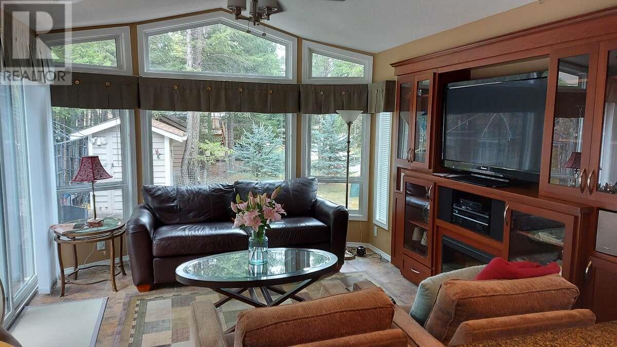 4889 Lynx Crescent, Radium Hot Springs, British Columbia  V0A 1M0 - Photo 18 - 10348033