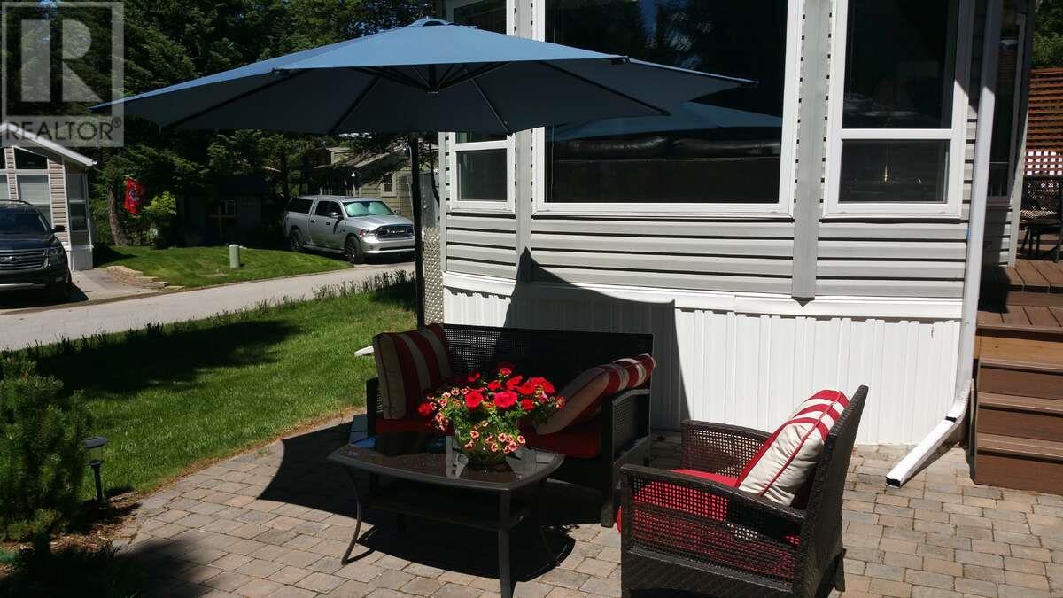 4889 Lynx Crescent, Radium Hot Springs, British Columbia  V0A 1M0 - Photo 3 - 10348033