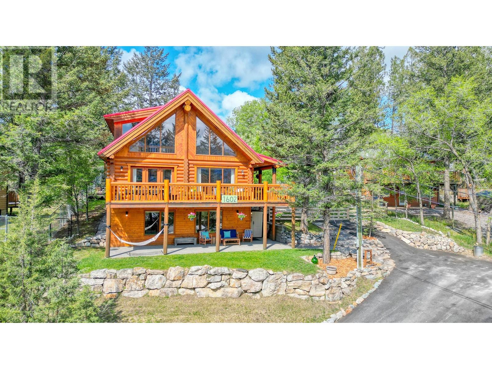 1602 11TH Avenue, Invermere, British Columbia
