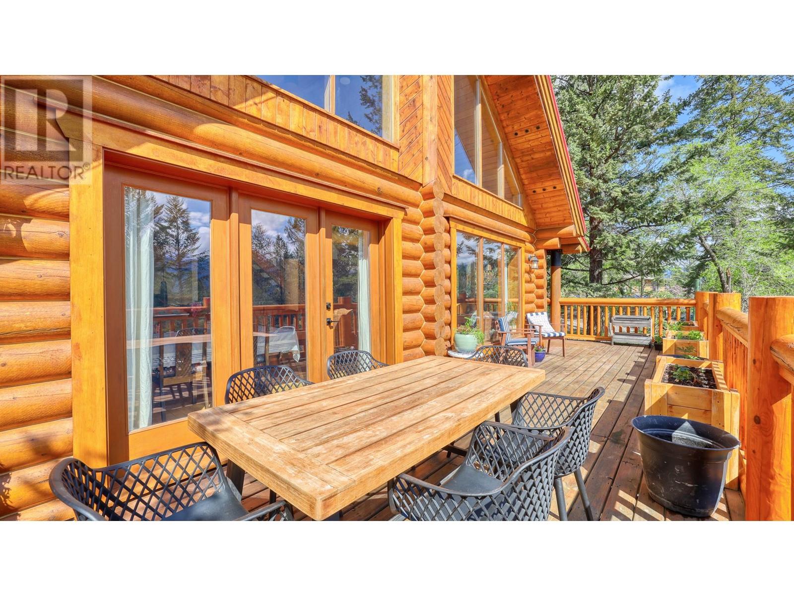 1602 11th Avenue, Invermere, British Columbia  V0A 1K4 - Photo 15 - 10347577