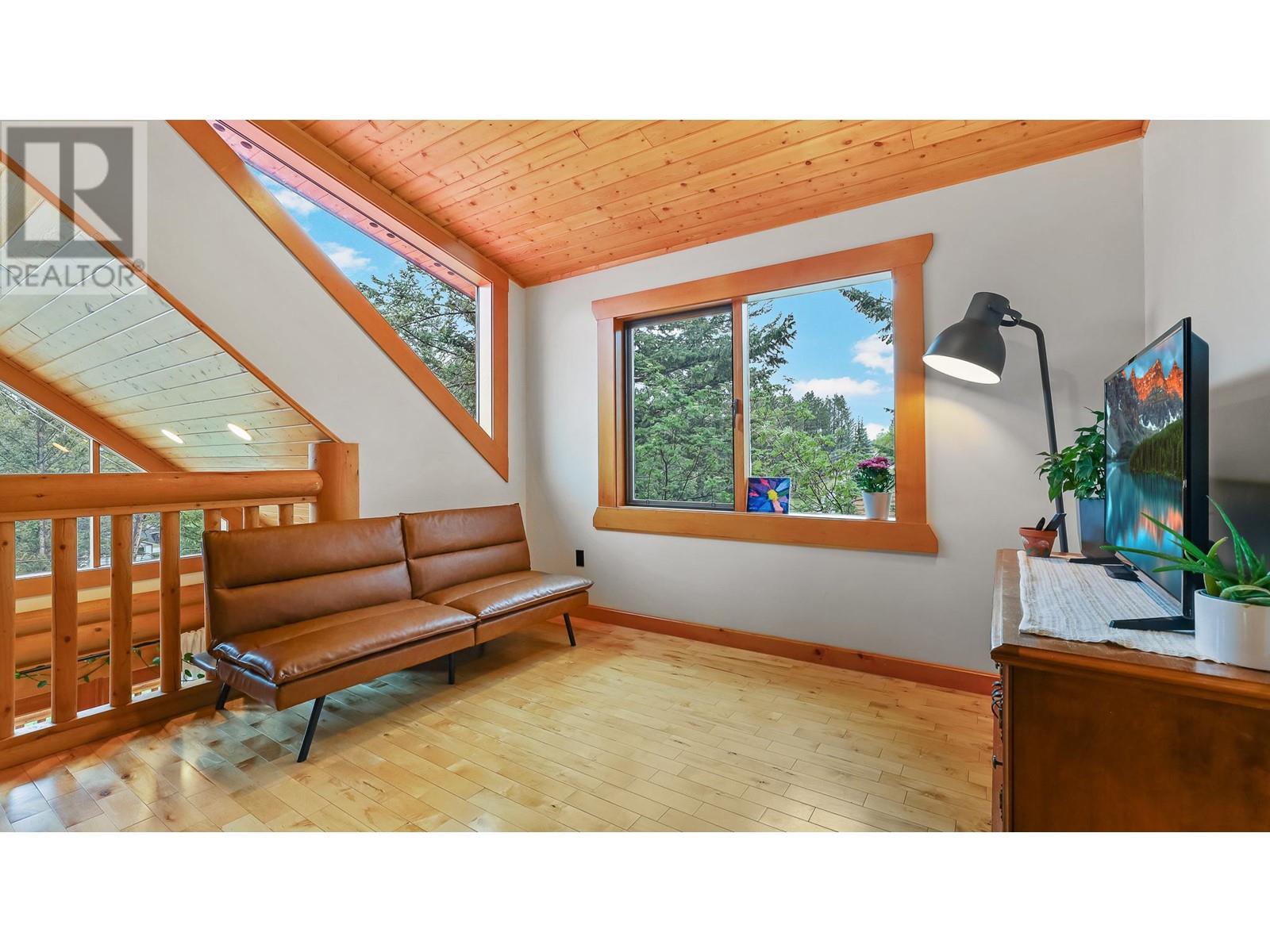 1602 11th Avenue, Invermere, British Columbia  V0A 1K4 - Photo 20 - 10347577