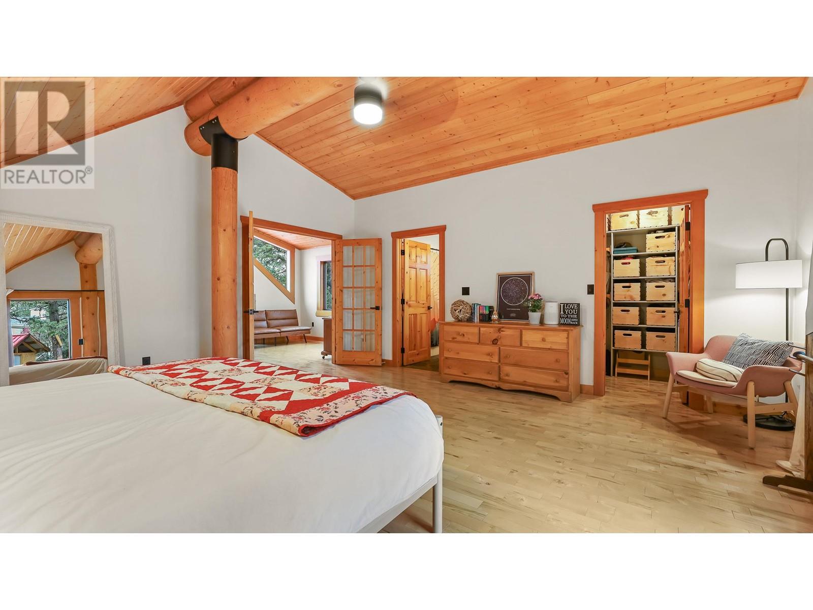 1602 11th Avenue, Invermere, British Columbia  V0A 1K4 - Photo 24 - 10347577
