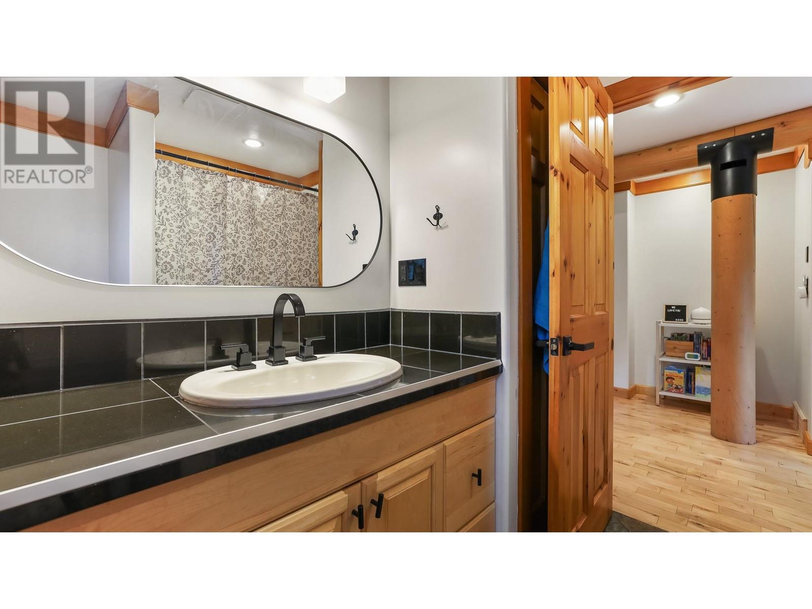 1602 11th Avenue, Invermere, British Columbia  V0A 1K4 - Photo 31 - 10347577