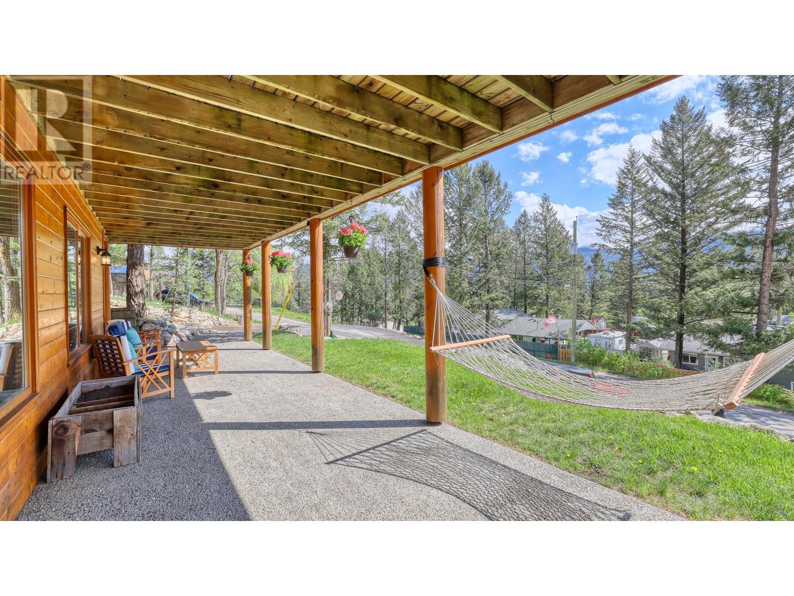 1602 11th Avenue, Invermere, British Columbia  V0A 1K4 - Photo 42 - 10347577
