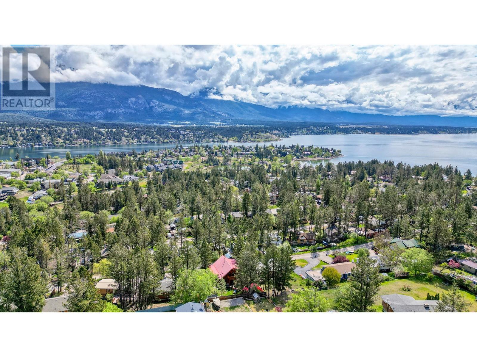 1602 11th Avenue, Invermere, British Columbia  V0A 1K4 - Photo 47 - 10347577