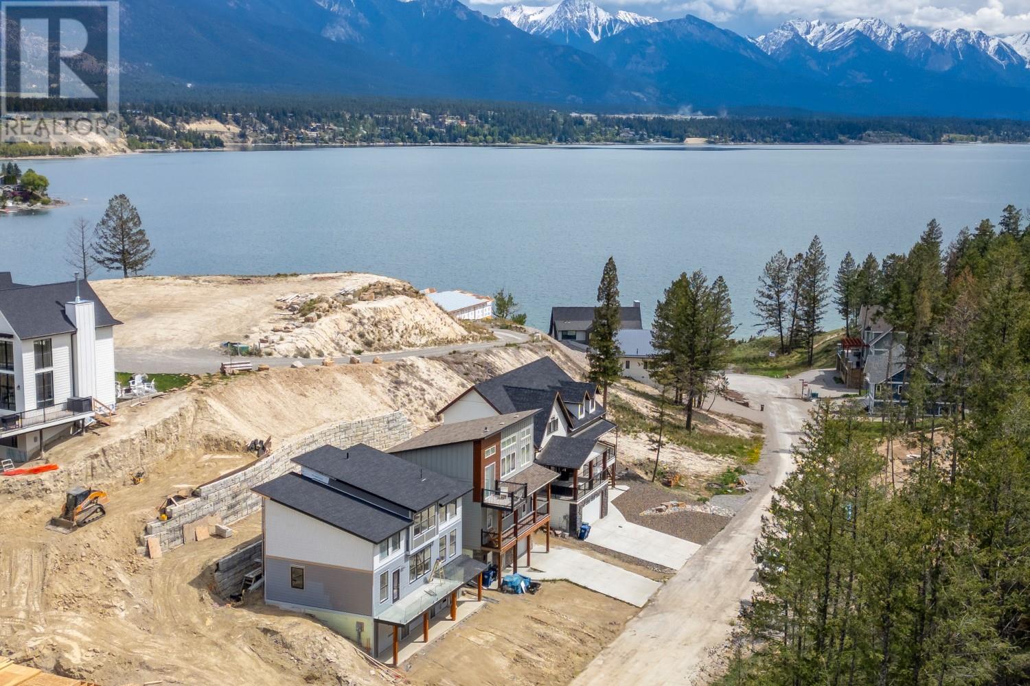 746 Taynton Drive, Invermere, British Columbia  V0A 1K4 - Photo 2 - 10348246