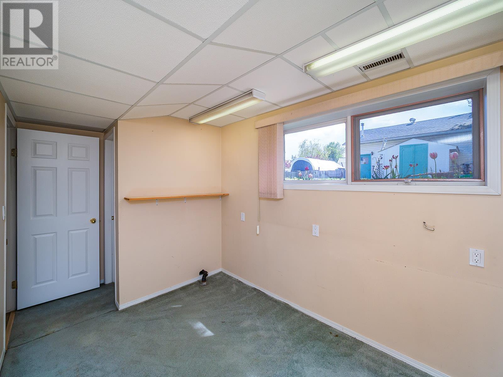 710 8th Street, Golden, British Columbia  V0A 1H0 - Photo 16 - 10348325