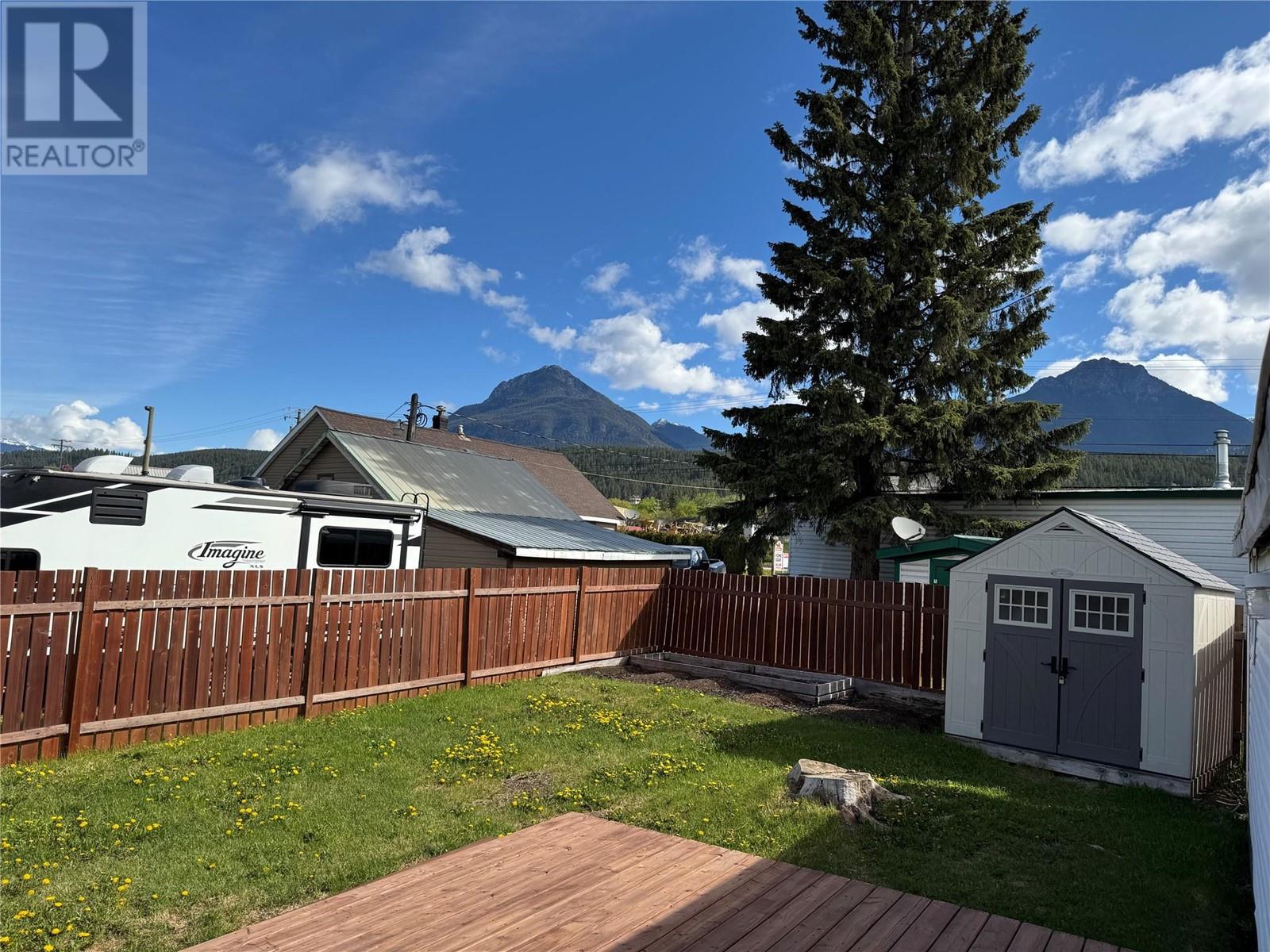 1117 10th Avenue N Unit# 15, Golden, British Columbia  V0A 1H2 - Photo 5 - 10348339