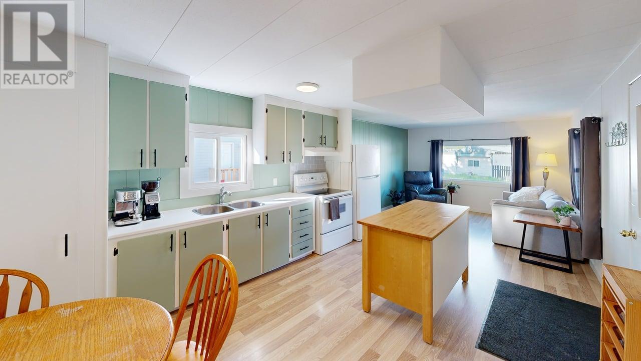 1117 10th Avenue N Unit# 15, Golden, British Columbia  V0A 1H2 - Photo 8 - 10348339