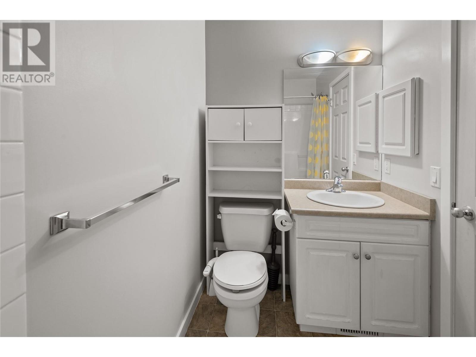 200 Black Forest Trail Unit# 206, Invermere, British Columbia  V0A 1K2 - Photo 17 - 10347796