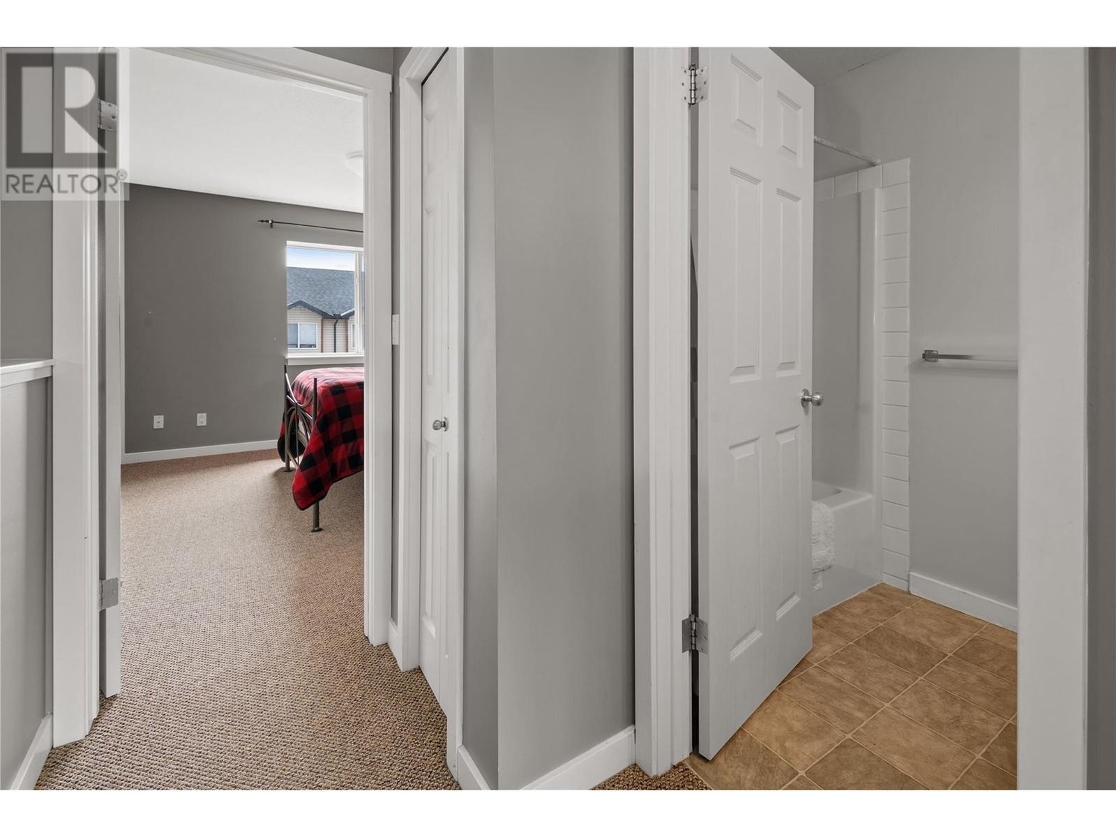 200 Black Forest Trail Unit# 206, Invermere, British Columbia  V0A 1K2 - Photo 19 - 10347796