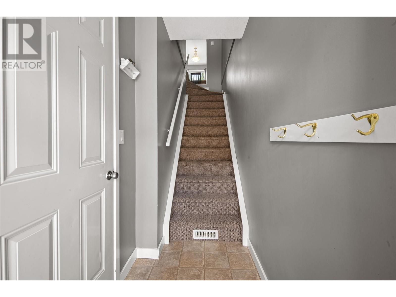 200 Black Forest Trail Unit# 206, Invermere, British Columbia  V0A 1K2 - Photo 2 - 10347796