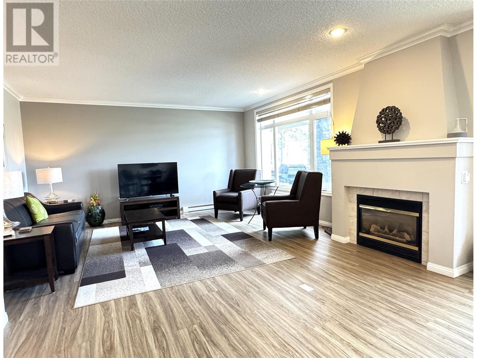 100 Bighorn Boulevard Unit# 104I, Radium Hot Springs, British Columbia