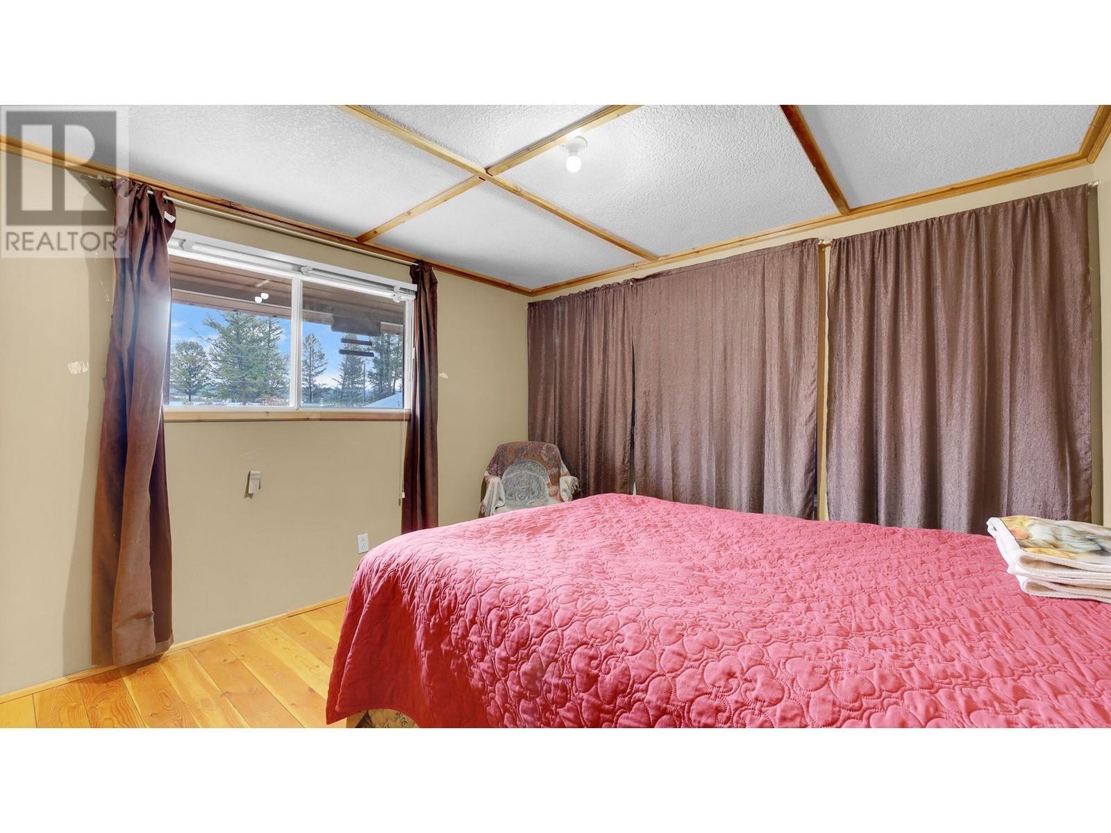 9185 Fairview Avenue, Wilmer, British Columbia  V0A 1K5 - Photo 13 - 10348538