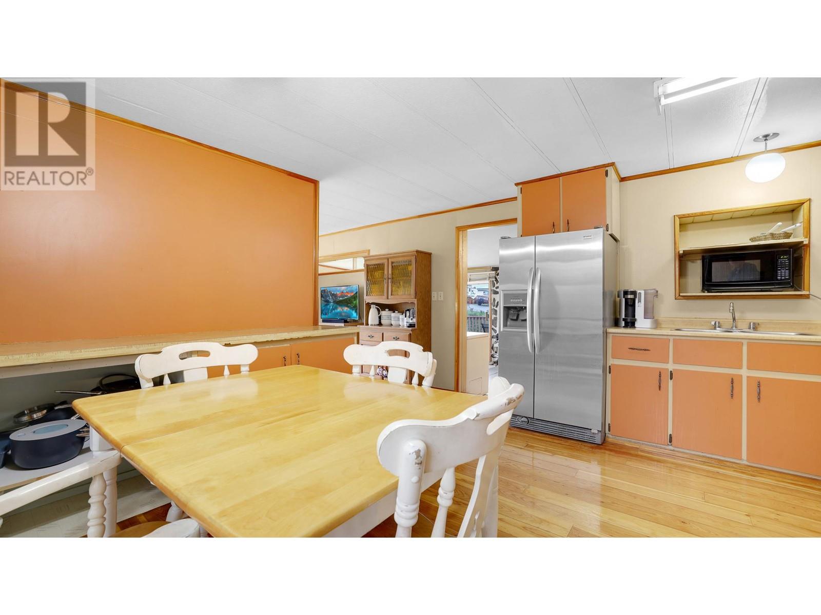 9185 Fairview Avenue, Wilmer, British Columbia  V0A 1K5 - Photo 9 - 10348538