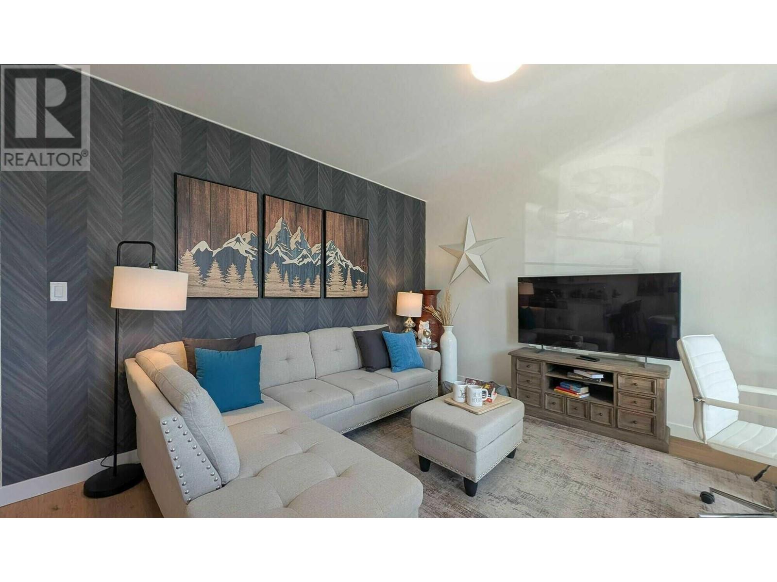 2102 Pine Tree Road Unit# 52, Invermere, British Columbia  V0A 1K4 - Photo 4 - 10348443
