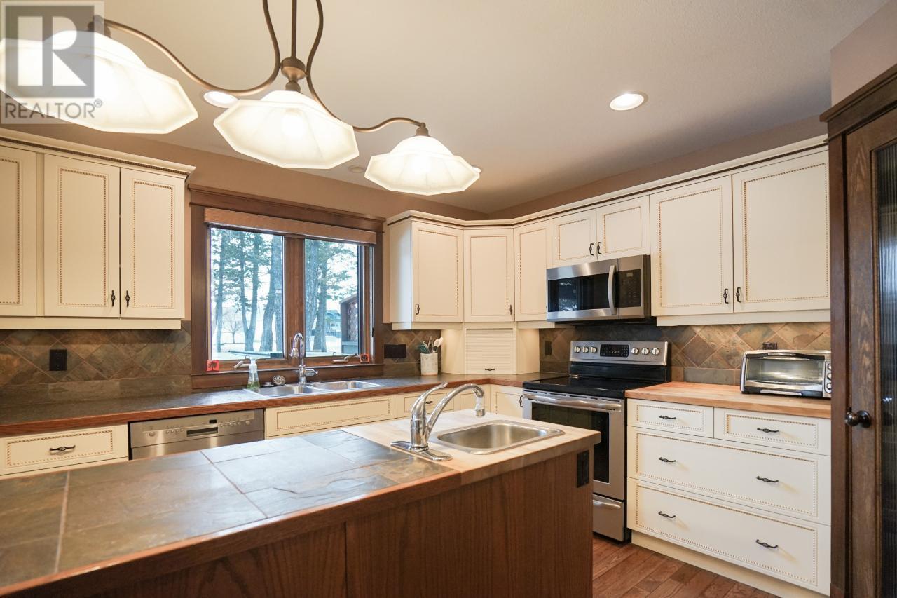 640 Upper Lakeview Road Unit# 29, Invermere, British Columbia  V0A 1K3 - Photo 15 - 10348469