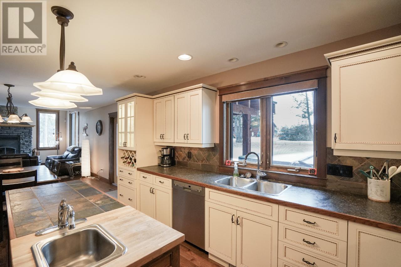 640 Upper Lakeview Road Unit# 29, Invermere, British Columbia  V0A 1K3 - Photo 18 - 10348469