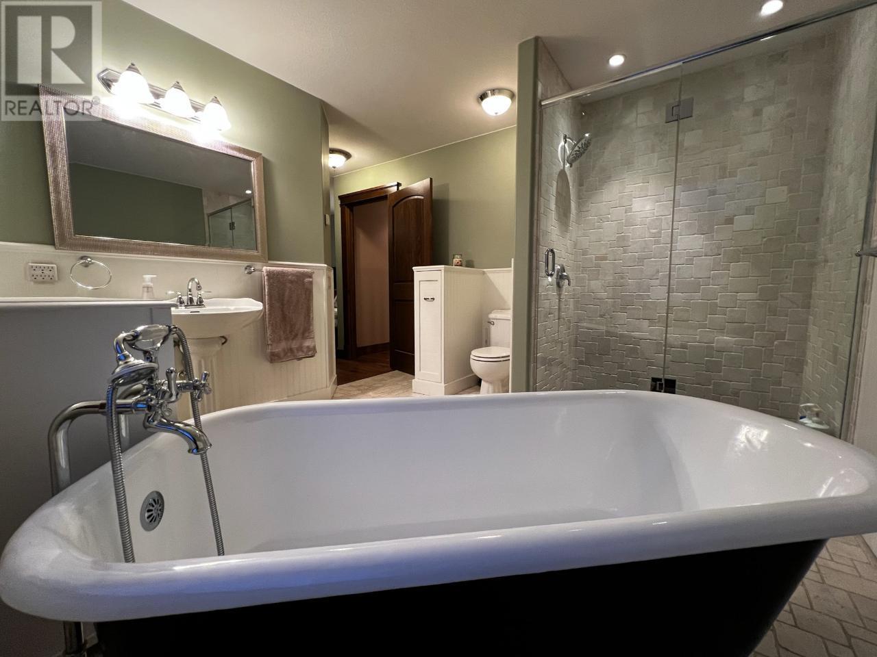 640 Upper Lakeview Road Unit# 29, Invermere, British Columbia  V0A 1K3 - Photo 29 - 10348469