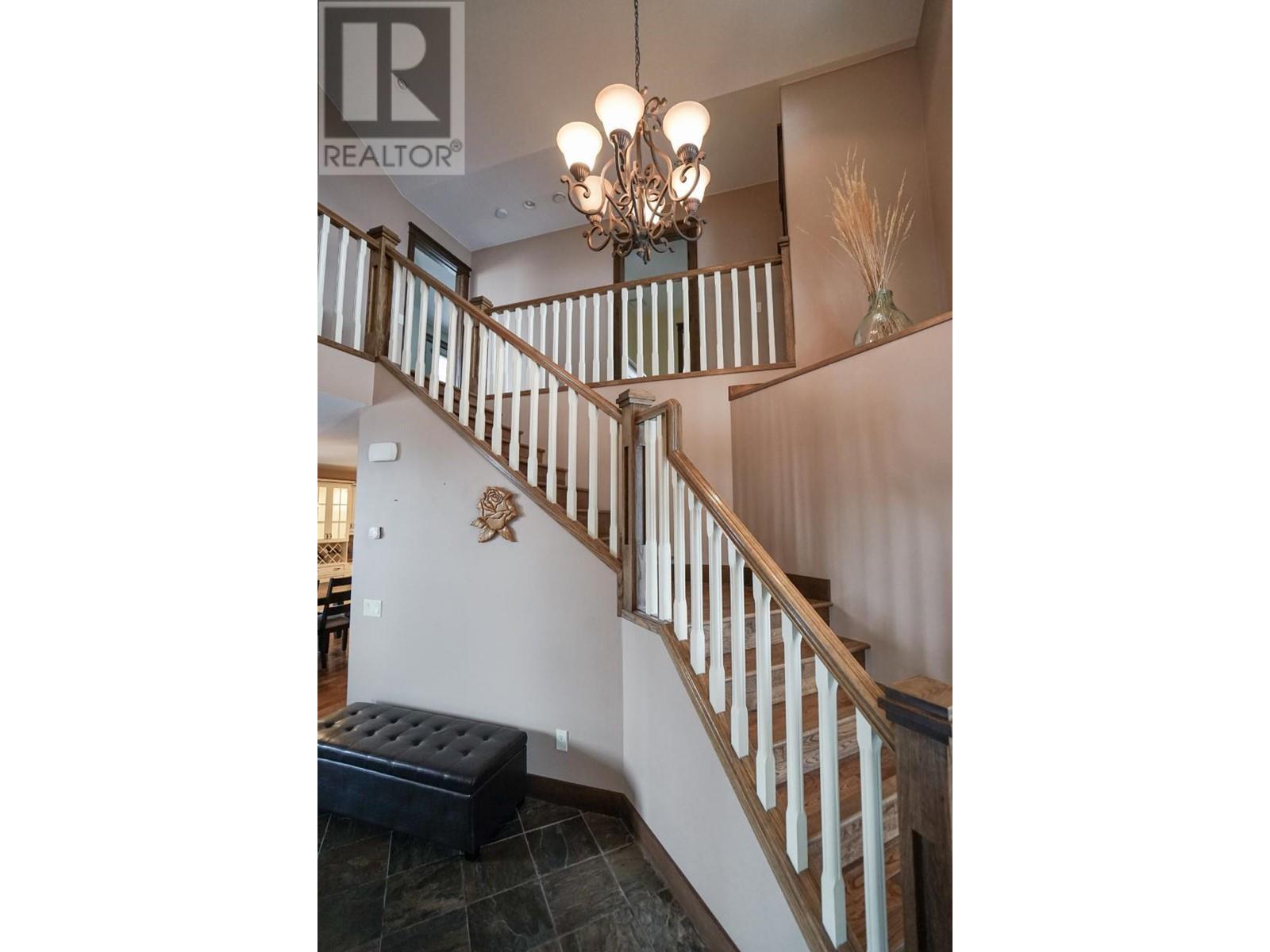 640 Upper Lakeview Road Unit# 29, Invermere, British Columbia  V0A 1K3 - Photo 4 - 10348469
