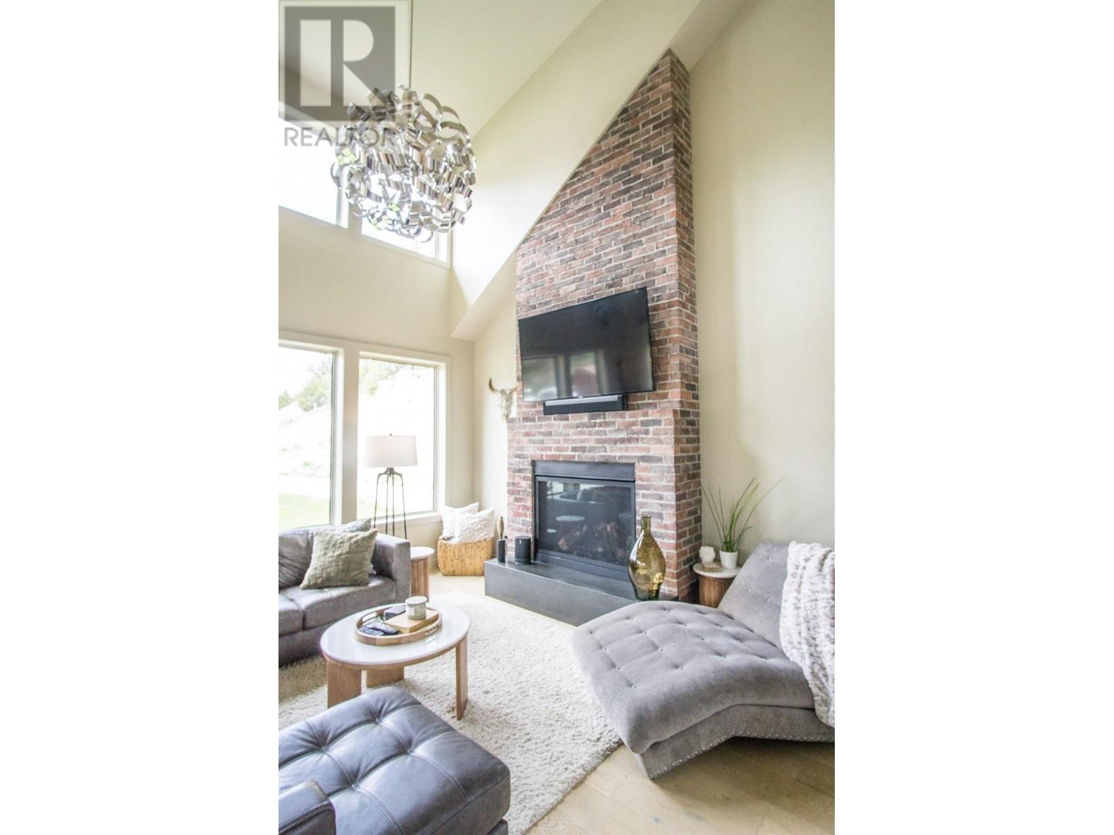 1037 Swansea Road, Invermere, British Columbia  V0A 1K3 - Photo 6 - 10348484