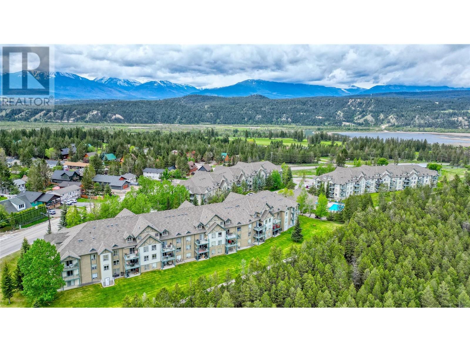 4769 FORSTERS LANDING Road Unit# 208, Radium Hot Springs, British Columbia