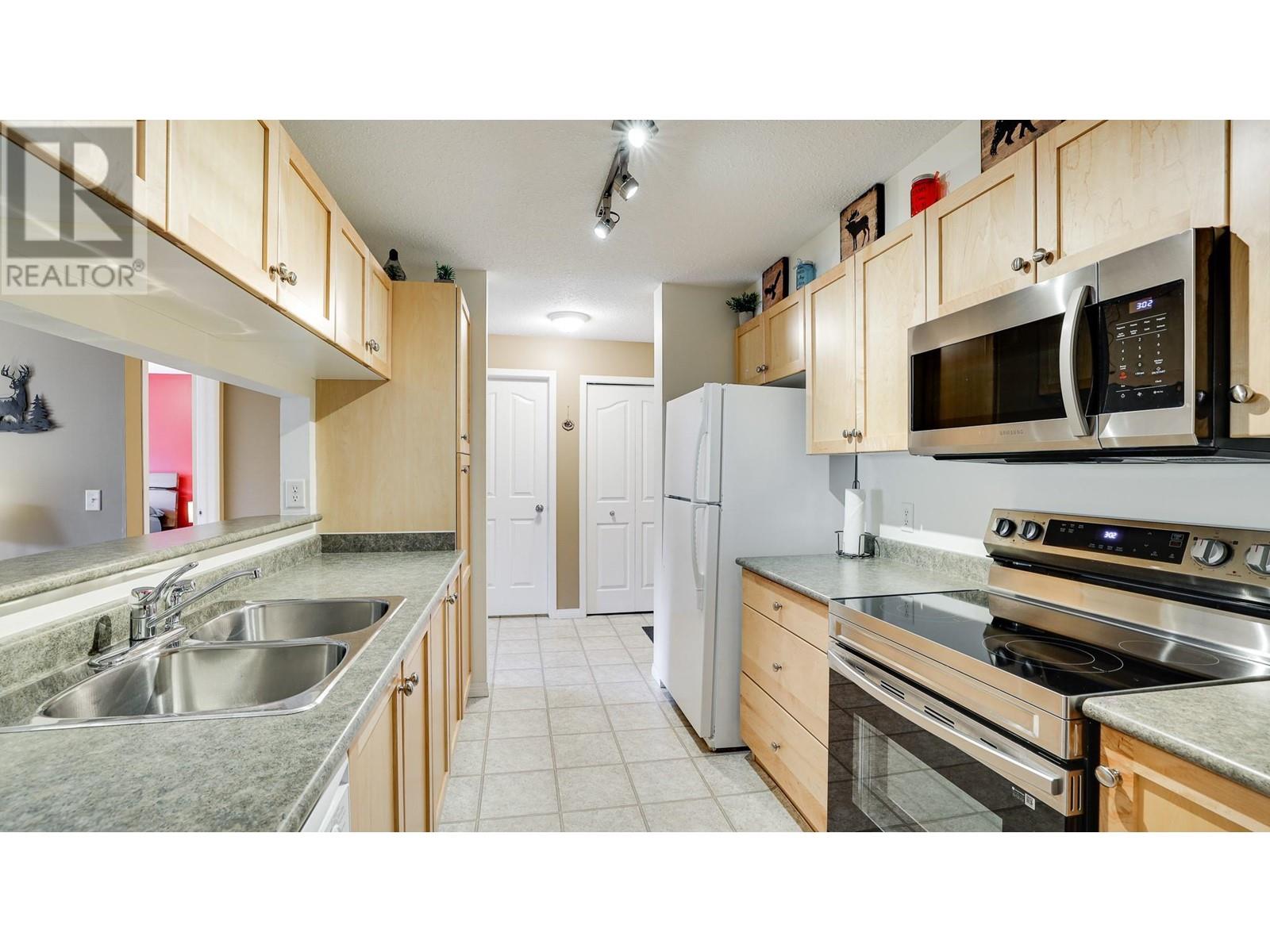 4769 Forsters Landing Road Unit# 208, Radium Hot Springs, British Columbia  V0A 1M0 - Photo 13 - 10348561
