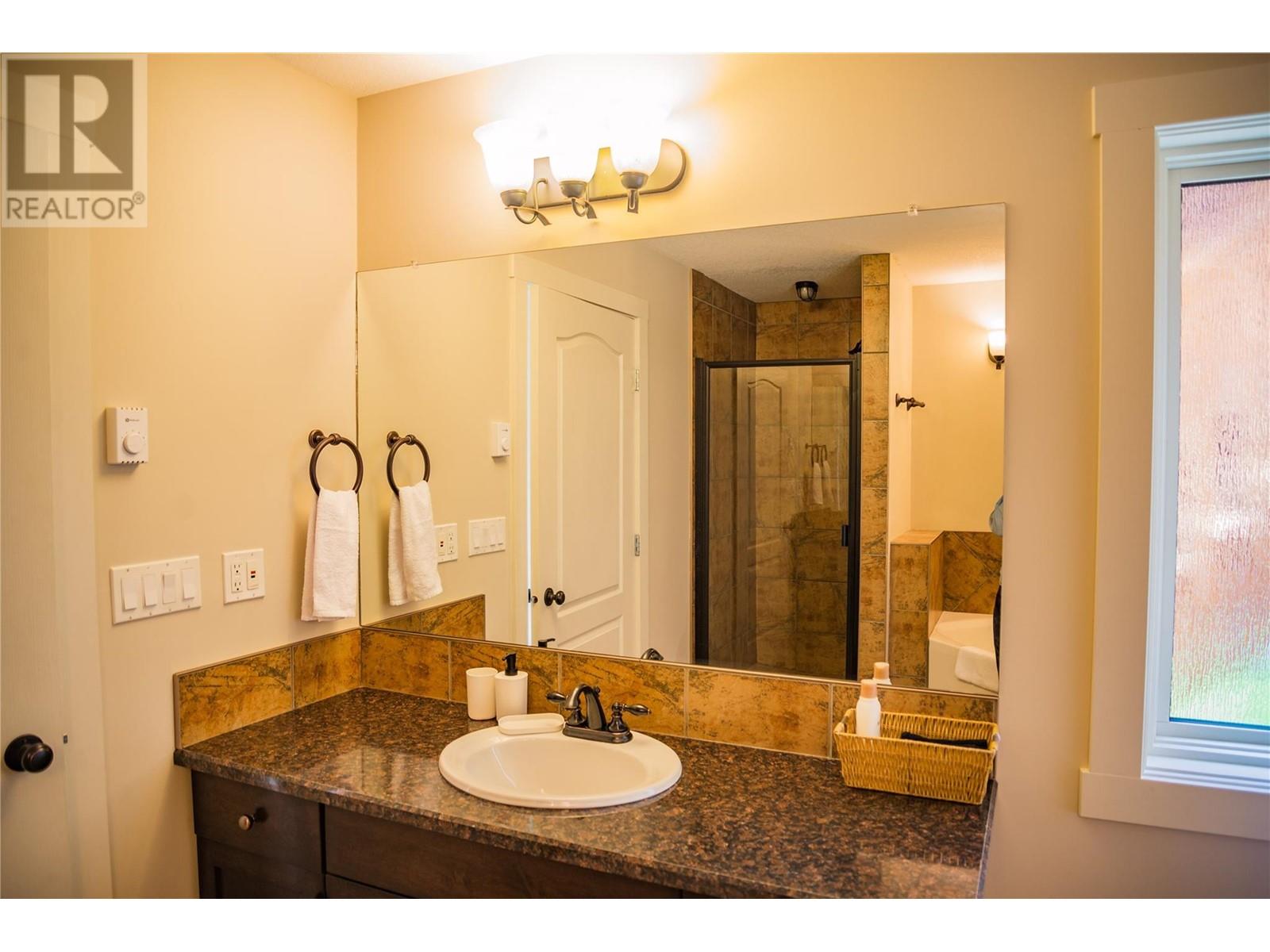 7337 Prospector Avenue Unit# 601, Radium Hot Springs, British Columbia  V0A 1M0 - Photo 21 - 10348810