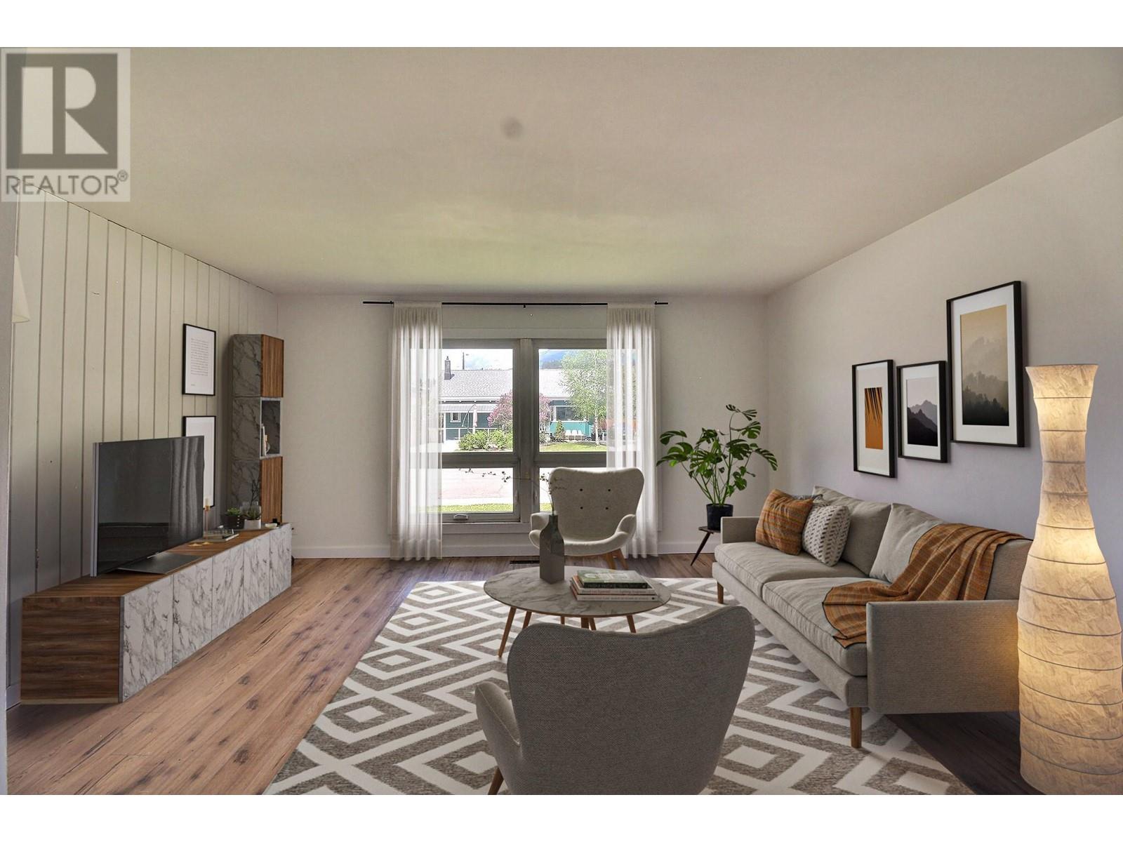1235 Alexander Drive W, Golden, British Columbia  V0A 1H0 - Photo 11 - 10348947