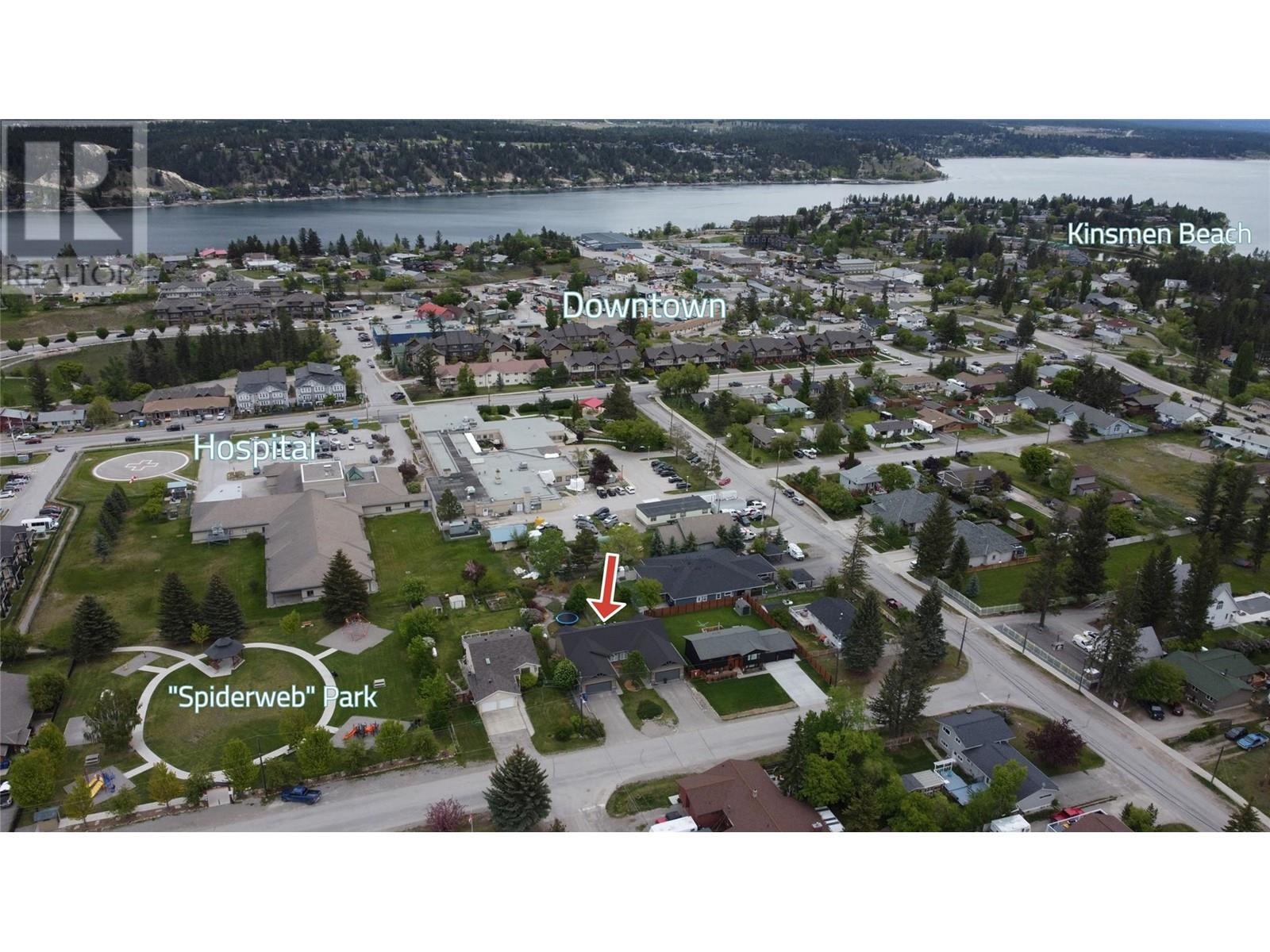 901 12th Ave Avenue, Invermere, British Columbia