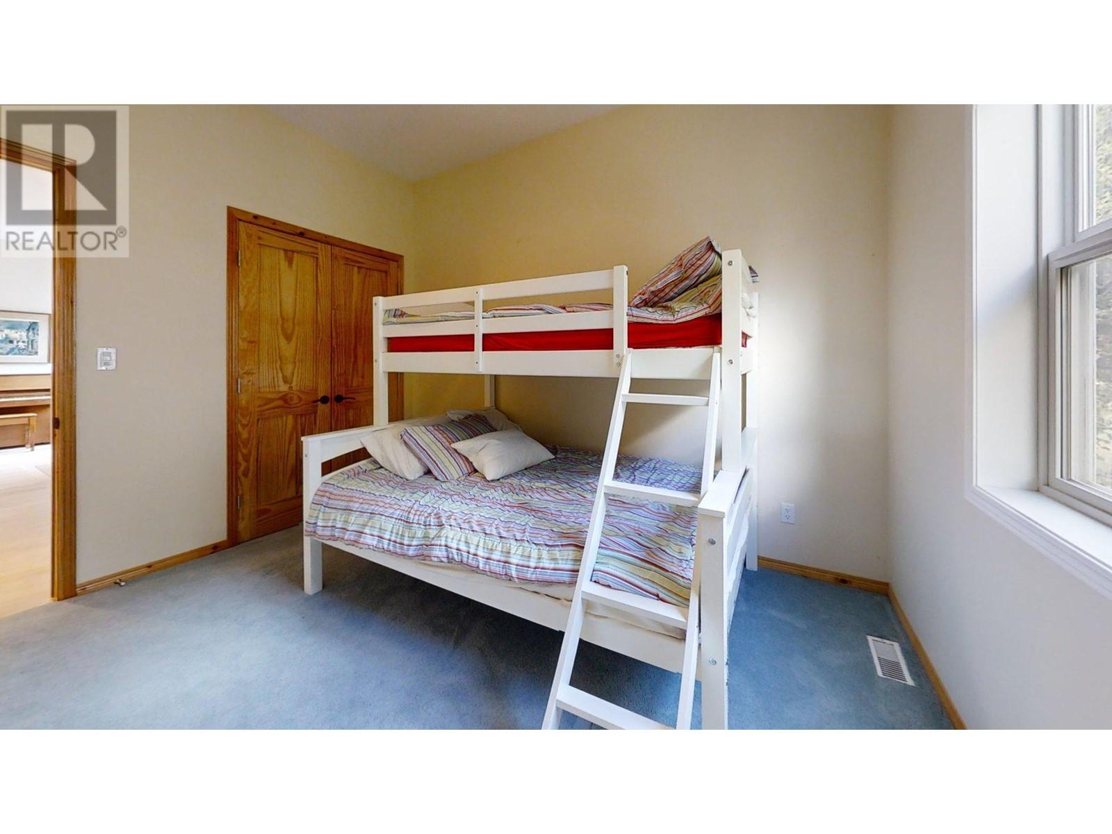 901 12th Ave Avenue, Invermere, British Columbia  V0A 1K0 - Photo 29 - 10349120
