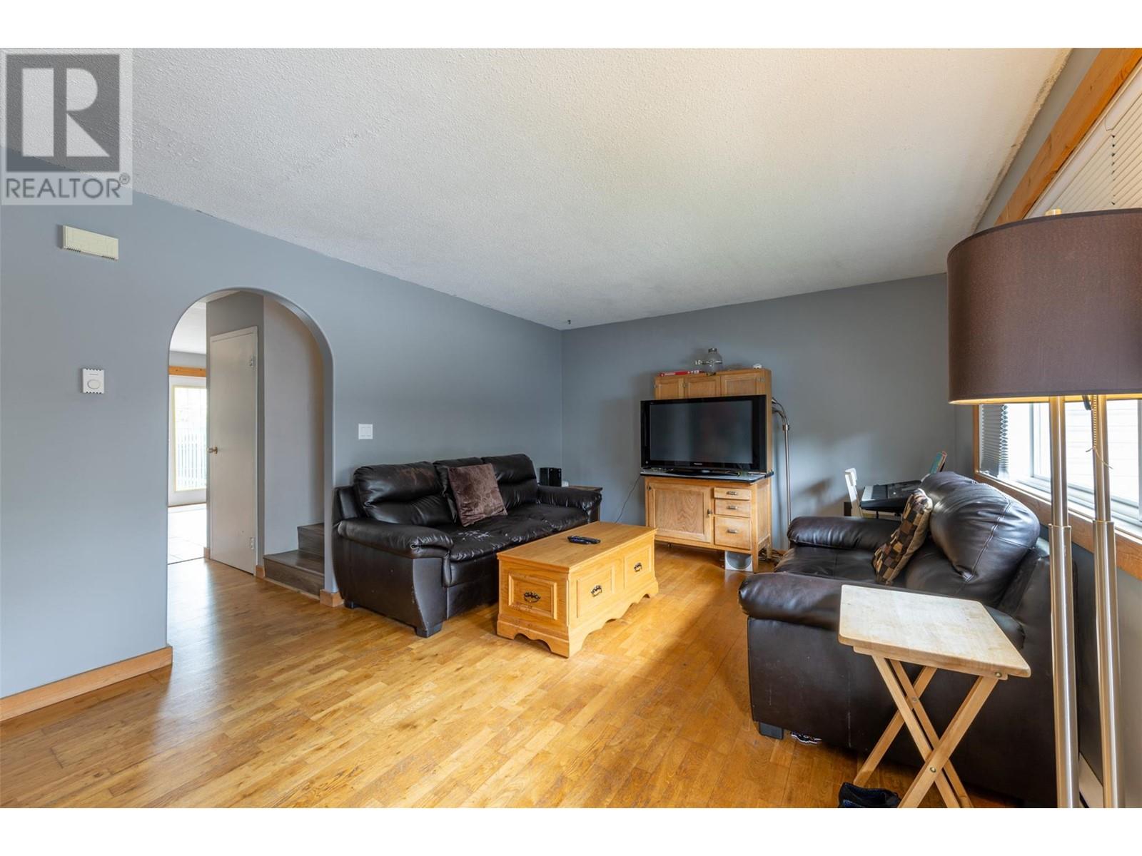 400 5th Avenue N Unit# 16, Golden, British Columbia  V0A 1H0 - Photo 3 - 10349098