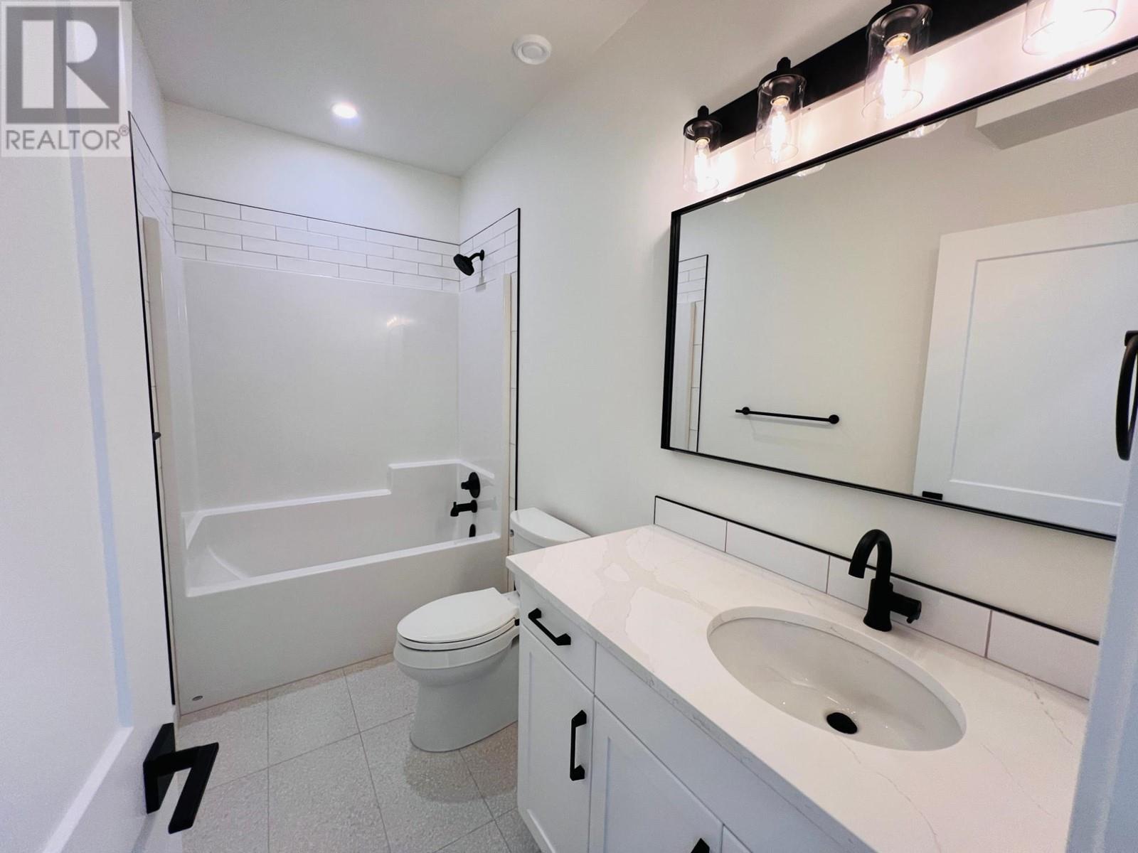 510 14th Street Unit# 304, Invermere, British Columbia  V0A 1K0 - Photo 34 - 10349062