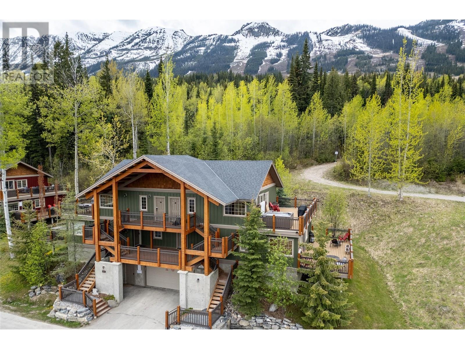 1306 Haesler View Unit# 49, Golden, British Columbia